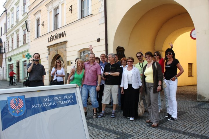 img00004.jpg