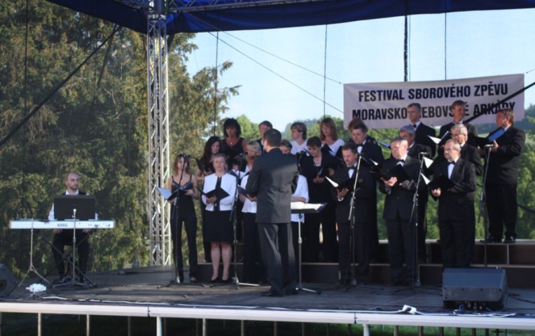 img00016.jpg