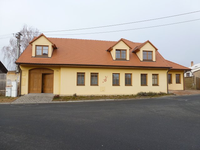 img00019.jpg