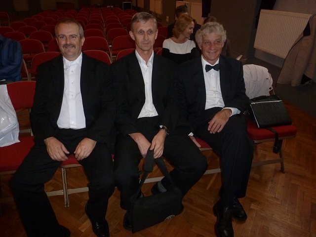 img00020.jpg