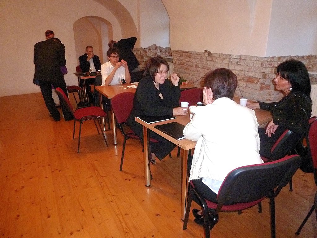 img00006.jpg